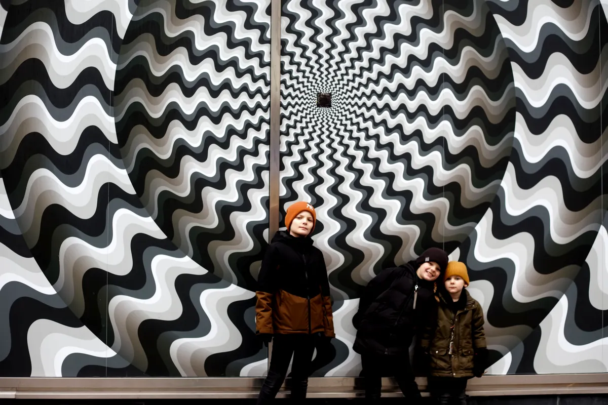 Paradox Museum Illusion